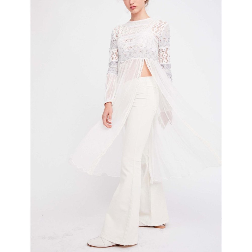 NWT Free People Penny Pull On Flare Jeans / Worn White - Picture 3 of 5